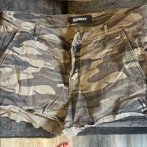 Express Women's Camouflage Shorts